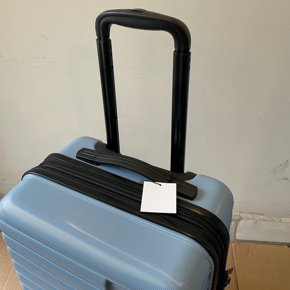 Milky Blue Hard Cover Carry on 22” luggage suitcase - Picture 7 of 10